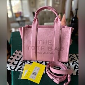 Authentic MARC JACOBS The Leather Tote Bag Crossbody, Ribbon Pink Size Small